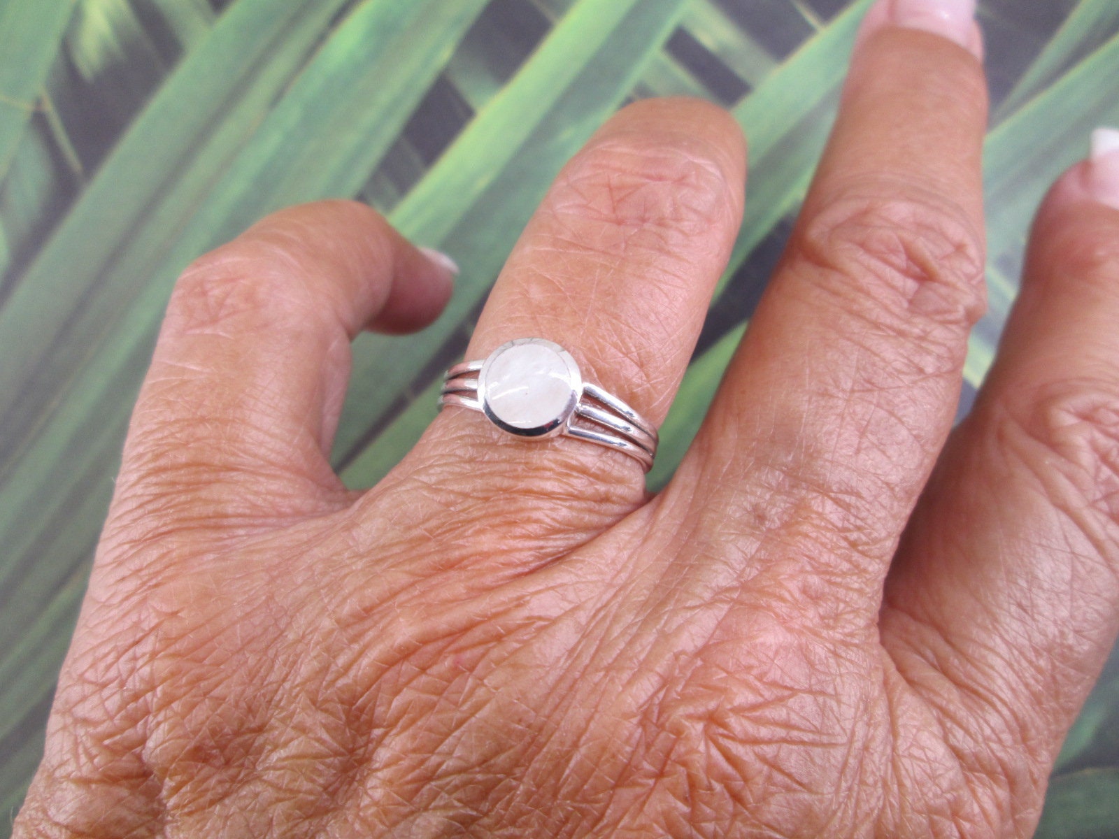 Sterling Silver MOONSTONE Ring925 Sterling Moonstone Ring,dainty Sterling Ring,moonstone Jewelry,moon Stone Ring,925 Rings,lunar Moon - Etsy Israel Sterling Silver MOONSTONE Ring925 Sterling Moonstone Ring,dainty Sterling Ring,moonstone Jewelry,moon Stone Ring,925 Rings,lunar Moon - Etsy Israel