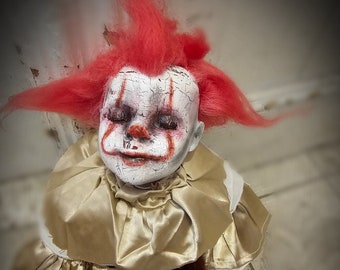 It clown doll