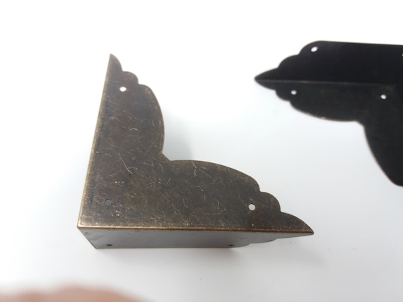 Pk of 4 Large Metal case corners antique bronze finish 70mm over straight D035