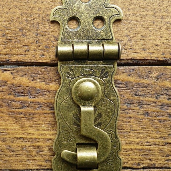 NEW Lock clasp box closer latch hasp ornate c/w screws bronze finish C071