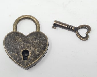 Bronze Finish Heart Lock with Key, Small Jewelry Box Latch C059