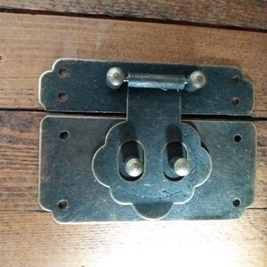 Pair of buckle clasps box closer latch decoration ornate bronze finish C024 Pair of buckle clasps box closer latch decoration ornate bronze finish C024
