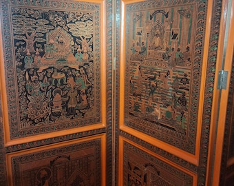 Vintage Burmese 4-Panel Carved Lacquer Folding Screen – Jataka Buddhist Scenes Room Divider (Myanmar, Early-Mid 20th Century)