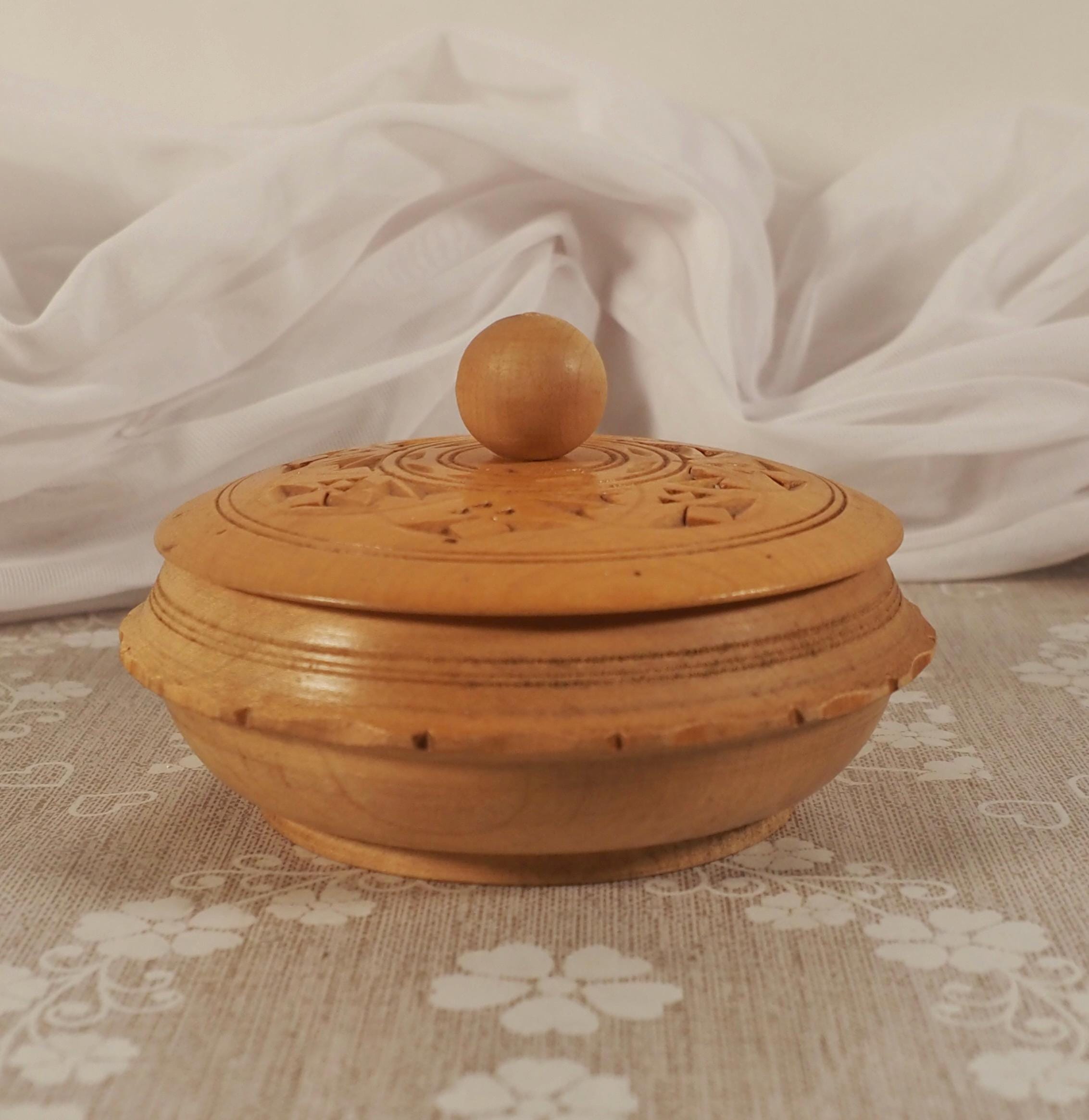 ヴィンテージの木製蓋付き丸箱 - Etsy 日本