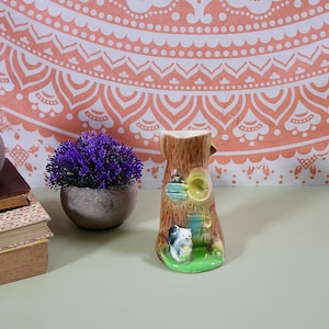Vintage Vase Eastgate Fauna Hornsea Squirrel Log House Vase