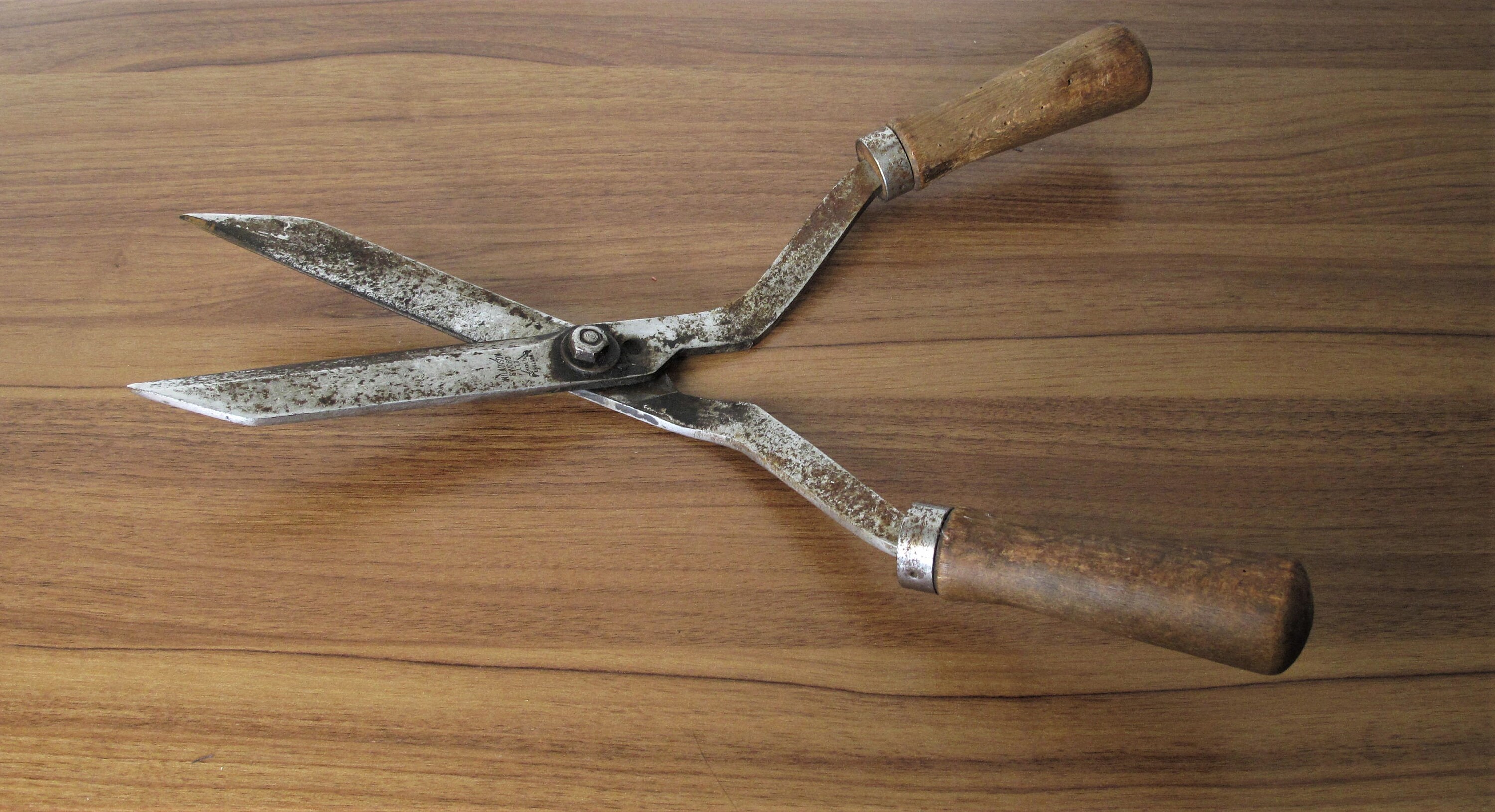 Vintage Rustic Gardening Shears Old Rustic Garden Tools Old Etsy UK