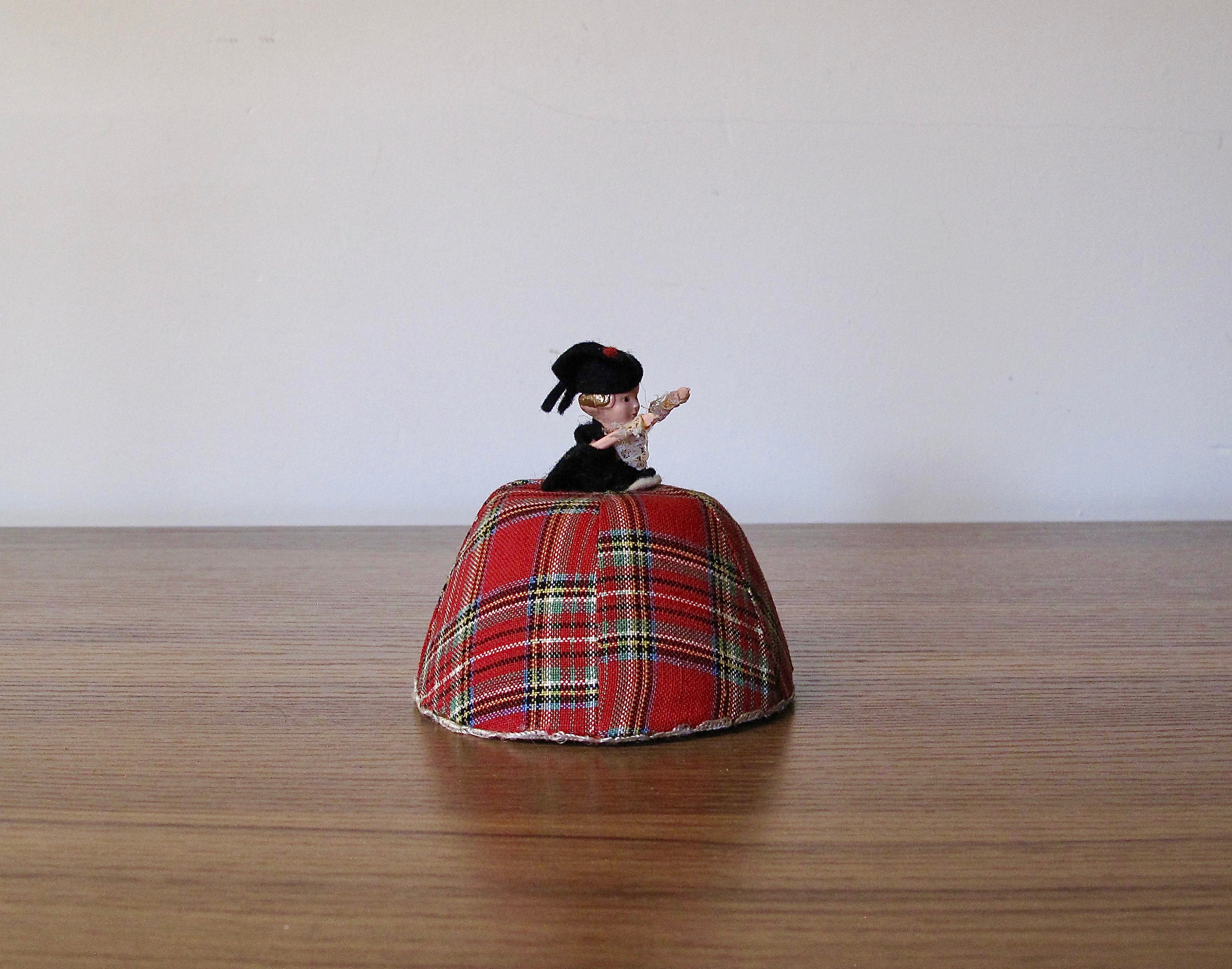 Vintage Tartan Lady Pin Cushion Old Tartan Pin Cushion Retro Etsy