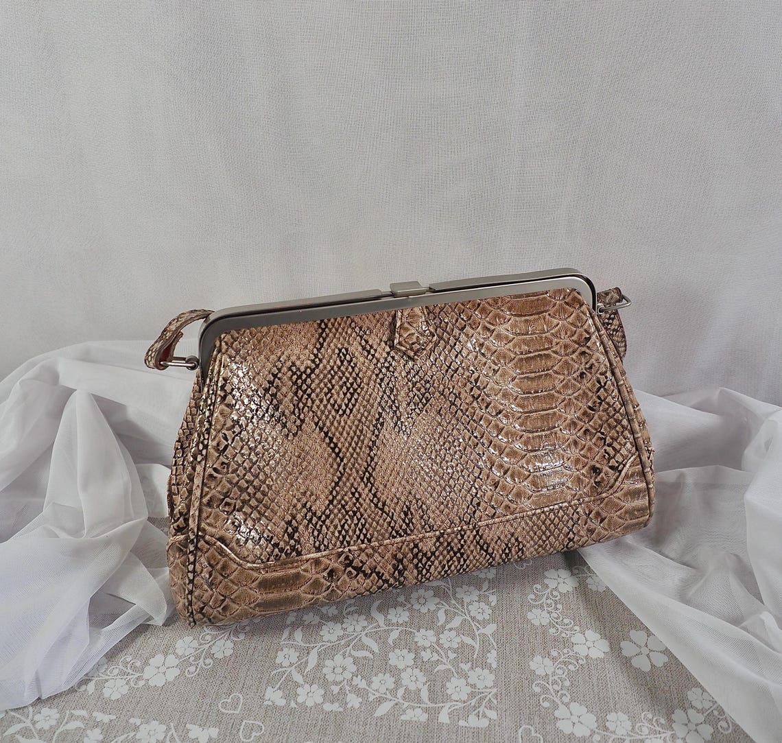 Vintage Olga Berg Faux Leather Handbag Shoulder Bag, foto 1 di 5