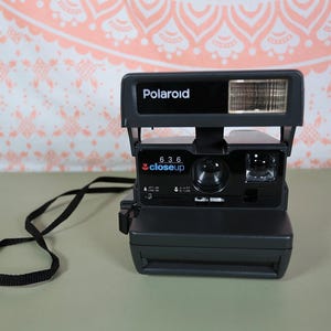 Vintage Polaroid 636 Close Up Camera With Box