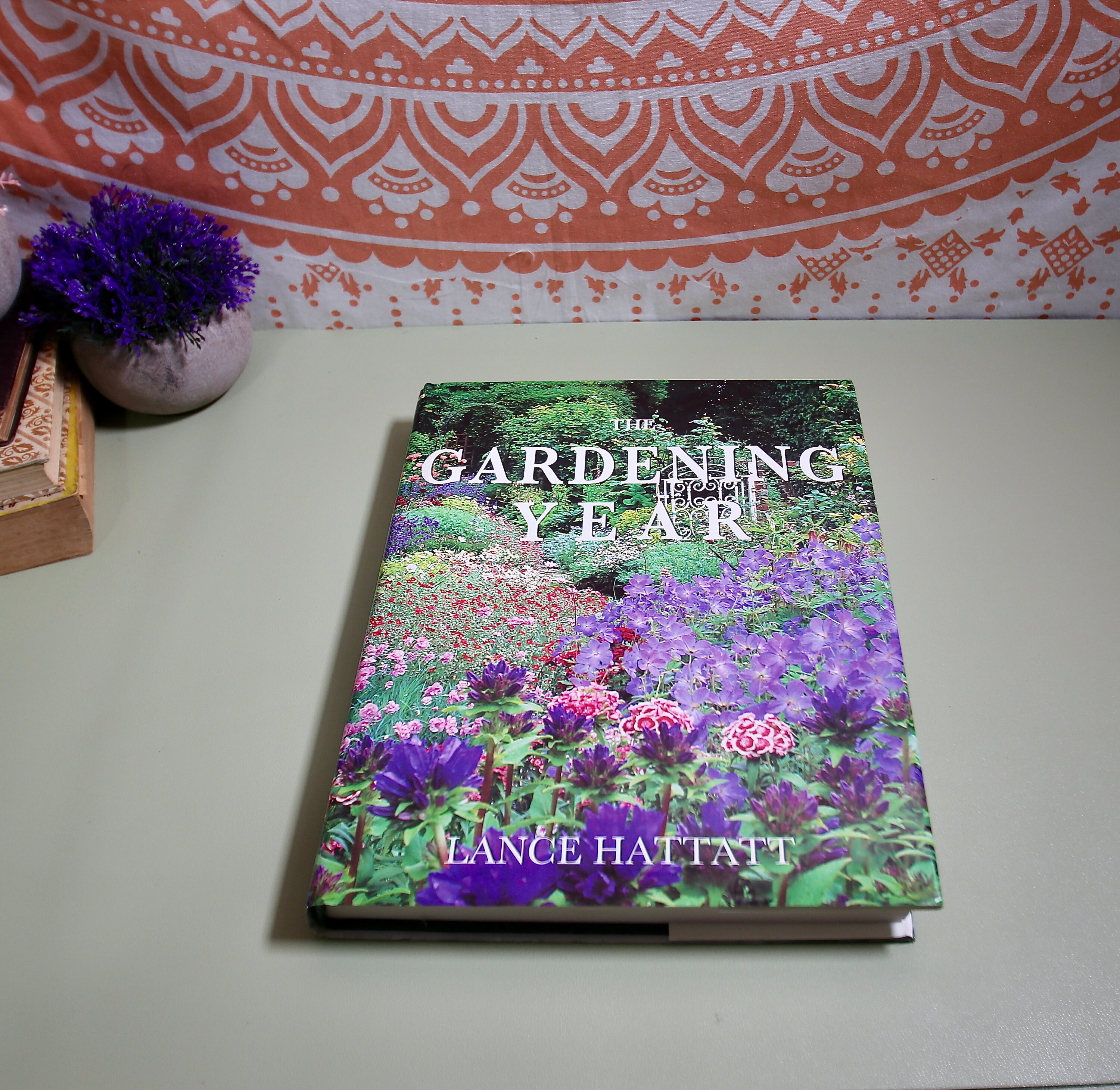 Vintage Book Gardening Year Book