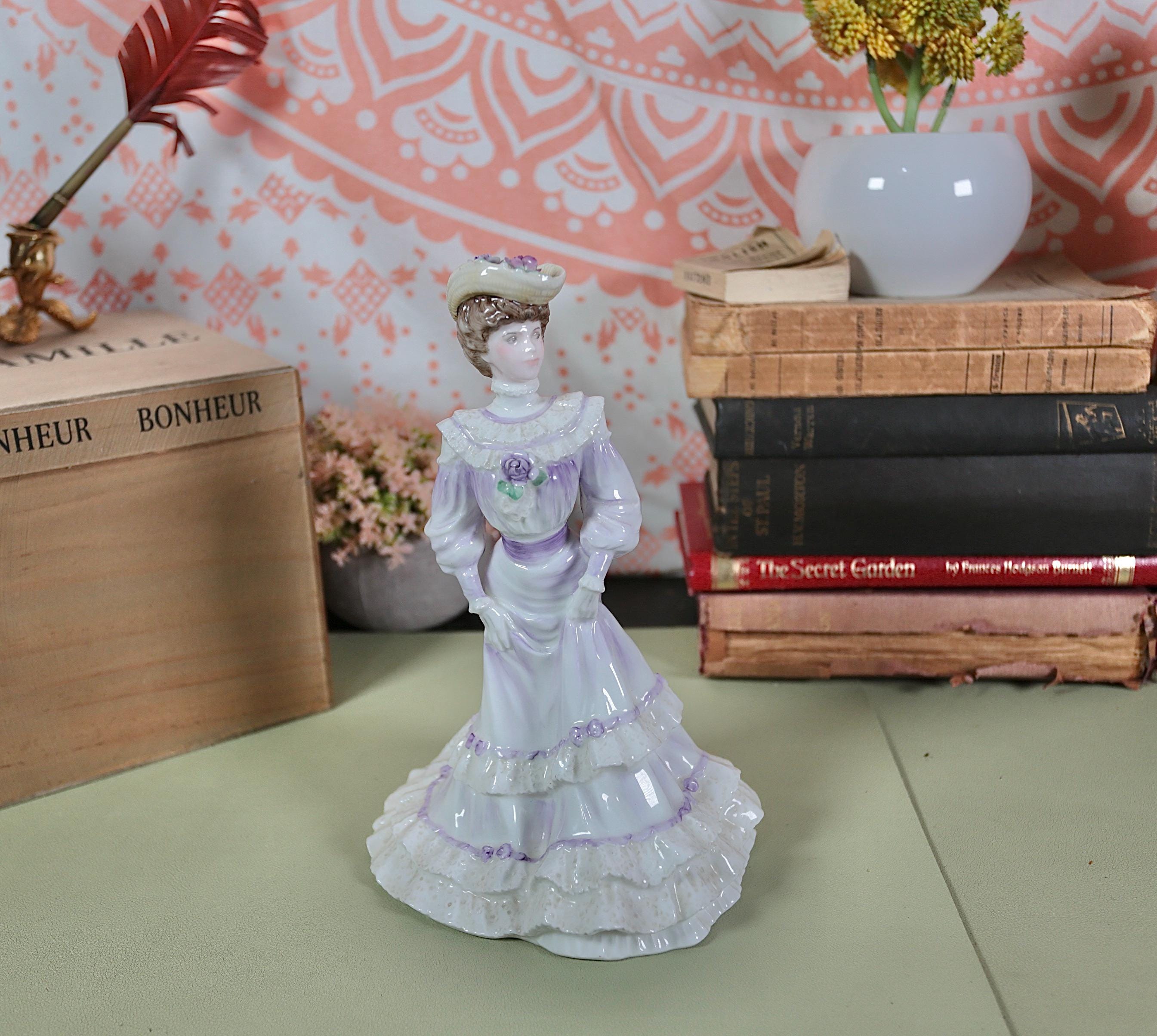 コールポート Coalport / Louisa at Ascot フィギュリン Vintage Louisa at Ascot Figurine Coalport Fine Bone China - Etsy