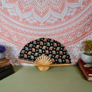 Vintage Fan Elephant Pictured Wood And Fabric Folding Fan