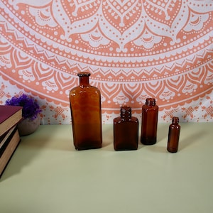Vintage Brown Glass Bottles: Home Display, Set of 4