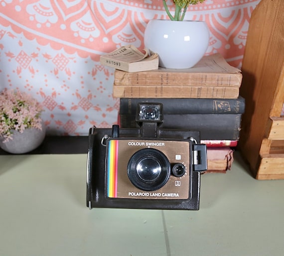 Vintage Polaroid Colour Swinger Land Camera: Display Decor