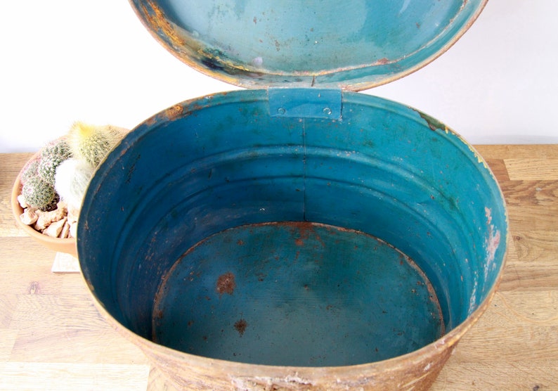 A Vintage Rustic Metal Hat Box Old Hat Box Old Tin Hat Box Etsy