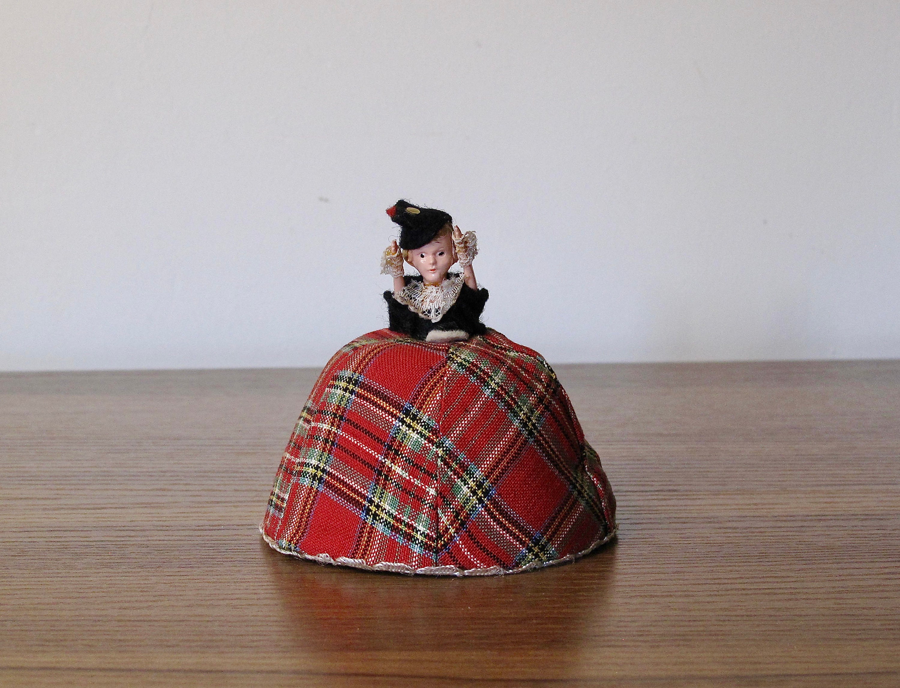Vintage Tartan Lady Pin Cushion Old Tartan Pin Cushion Retro Etsy