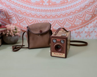 Vintage Kodak Brownie Flash B Camera Retro Boho Old Kodak Camera Old Brownie Camera Camera Equipment