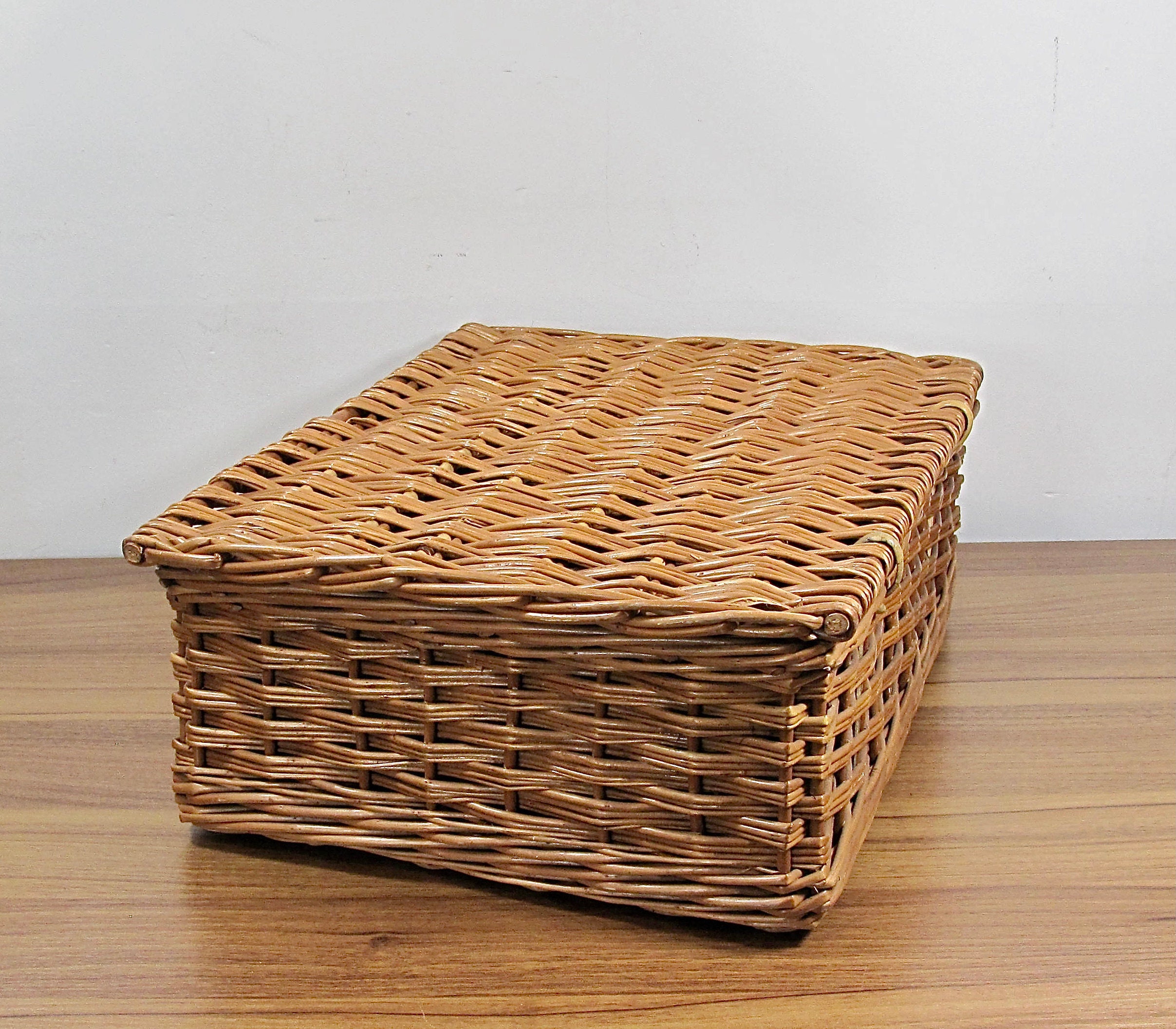 Vintage Rustic Wicker Coracle Picnic Basket Retro Boho Old Etsy