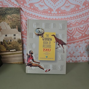 Vintage Book The Guinness Book Of Records 1989