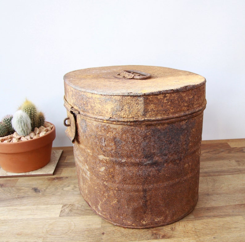 A Vintage Rustic Metal Hat Box Old Hat Box Old Tin Hat Box Etsy