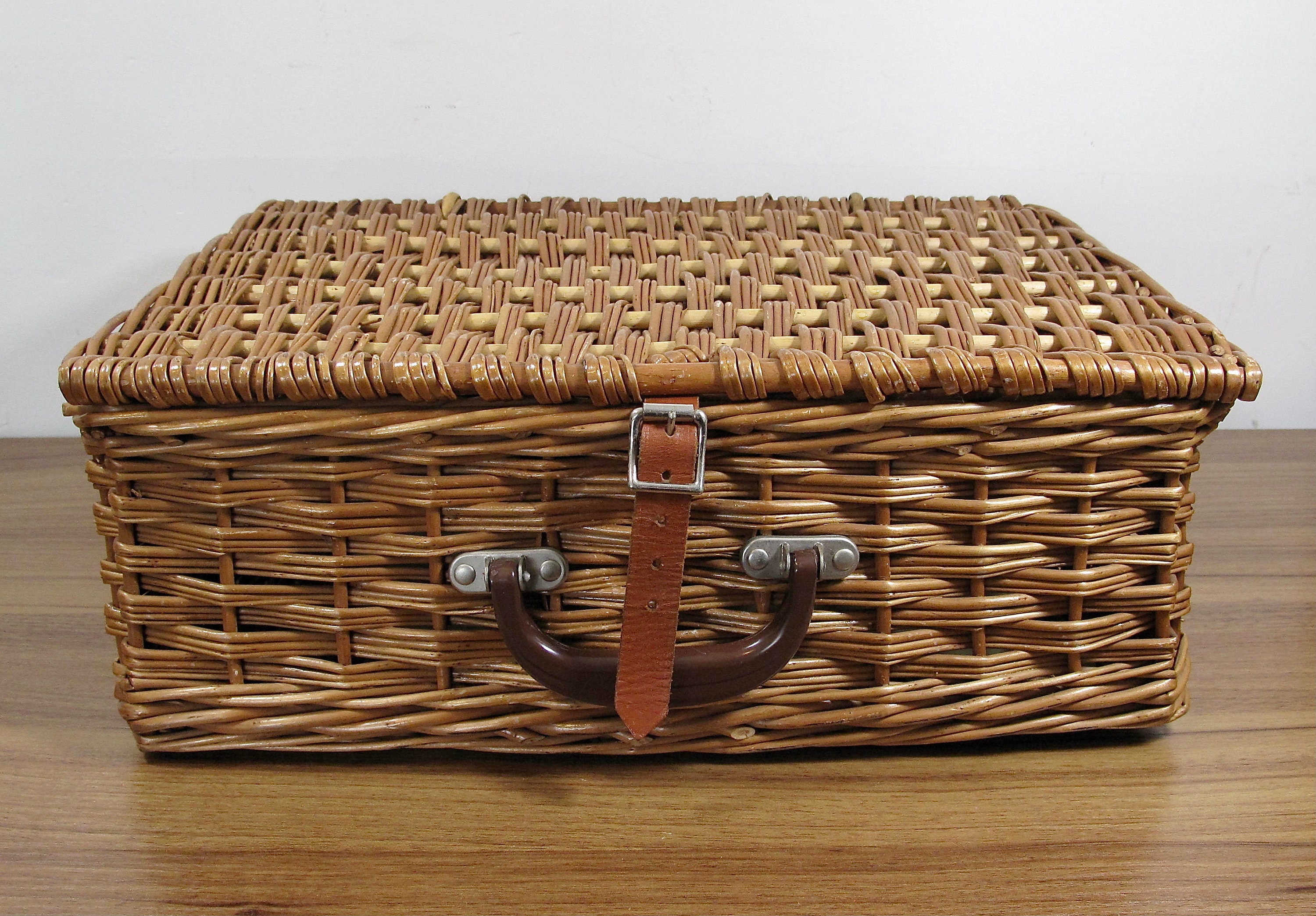 Vintage Rustic Wicker Coracle Picnic Basket Retro Boho Old Etsy