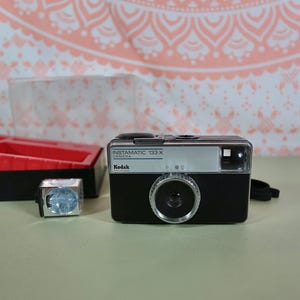 Vintage Kodak 133x Instamatic Camera In Original Box Display Camera