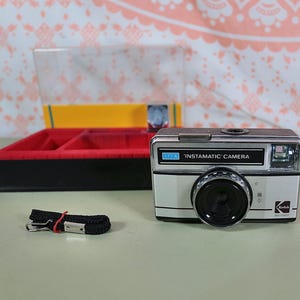 Vintage Kodak 177x Instamatic Camera In Original Box Display Camera