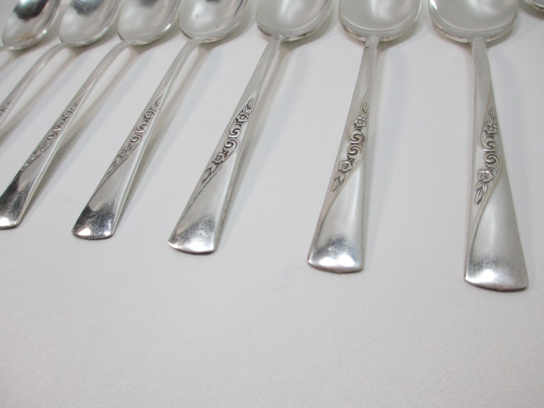 Revelation ll Silverplate 11 Piece Set Teaspoon Soup Spoon Rose Scroll Silver Plate 1953 Vintage International