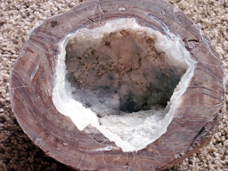 Geoded Thunder egg stone quartz image 1