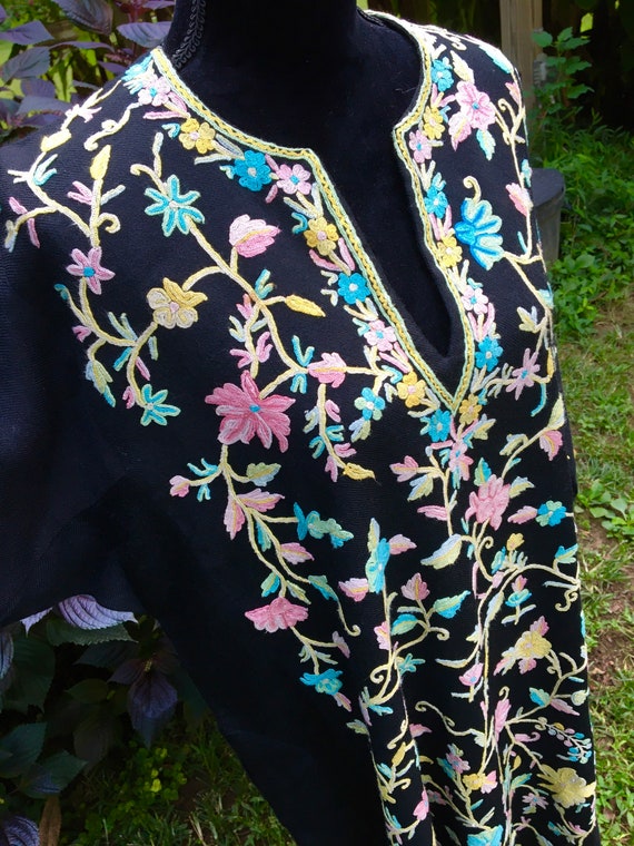 Vintage Handmade Embroidered Kaftan Dress - image 4