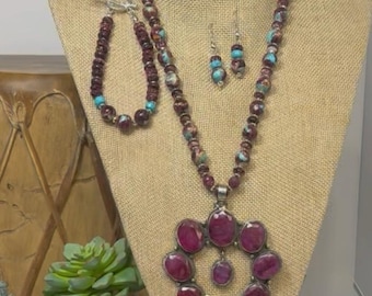 Plum Mesa, Spiny Oyster and Turquoise Necklace Set