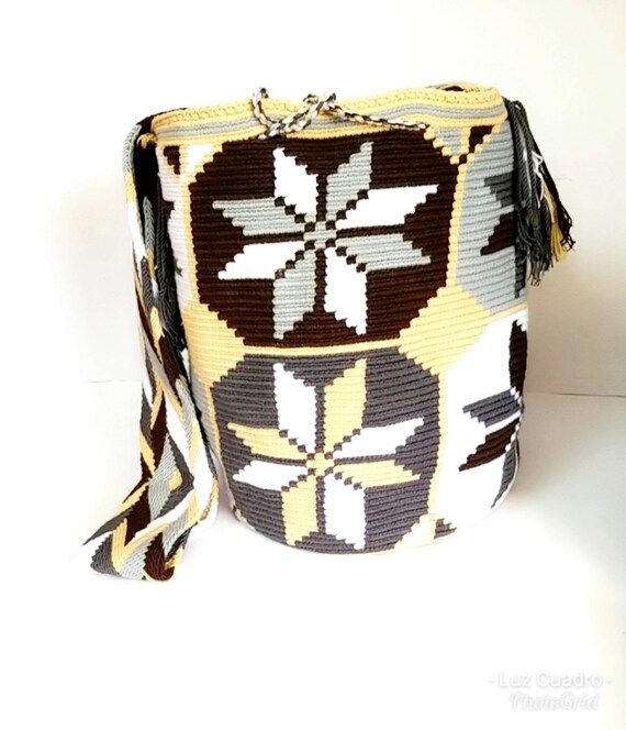 wayuu beach bag