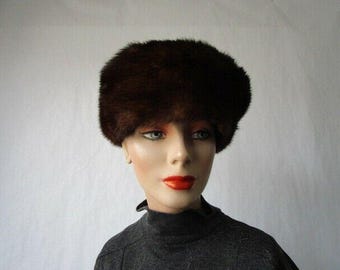 Vintage Black Ranch Mink Fur and felt ladies hat Ranch Mink Knitted Fur Stretch Hat – Pom Pom – Madison  main image 4