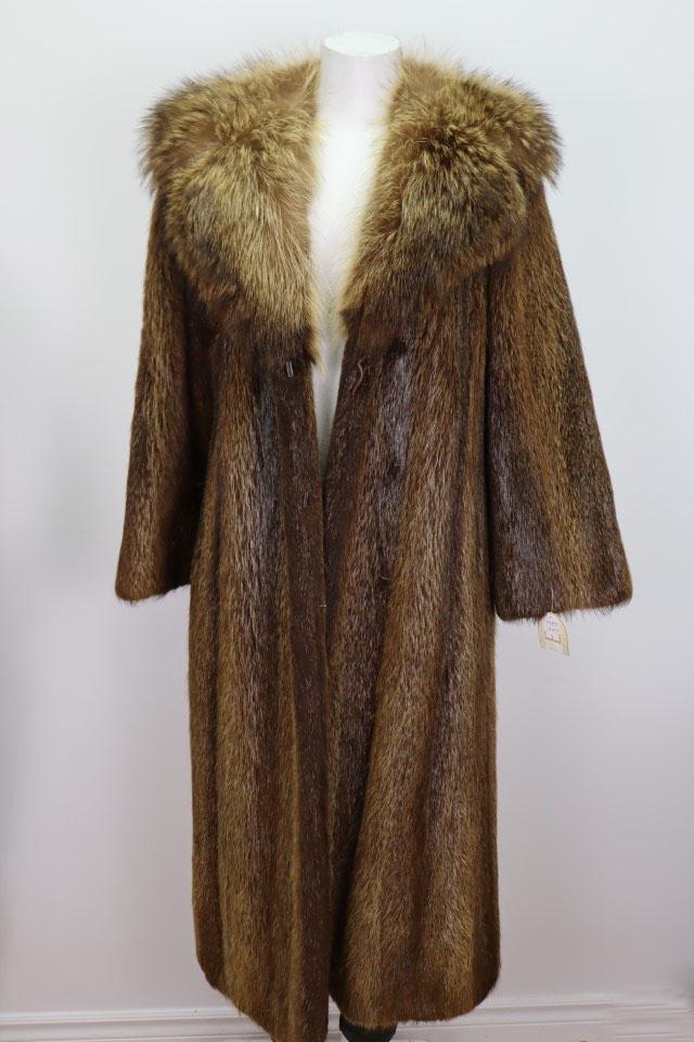 Women's Sz 6 Nutria Fur Coat MINT Raccoon Fur Collar - Etsy