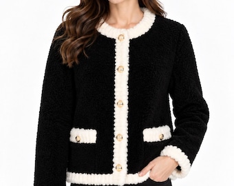 Manteau élégant noir et blanc pour femme en peau de mouton 100 % laine, taille S