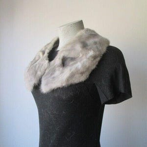Women's Natural Sapphire Mink Fur Collar MINT For Coat Raincoat Jacket image 2