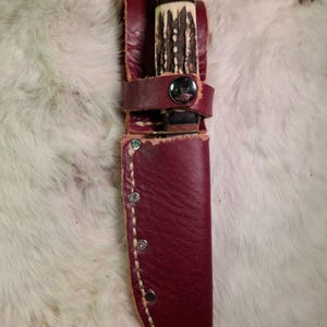 Custom Right-handed Leather Knife Sheath