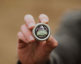 Cera para bigote: cedro y lima