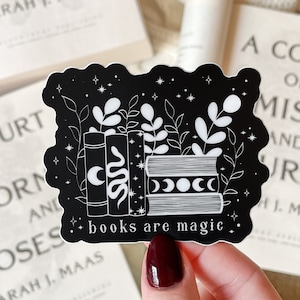 Boeken zijn magische waterdichte sticker | Leesgrage laptop en waterflessticker | Cadeaus voor boekenliefhebbers | Fantasieboeken Esthetisch | 3 "x 2,8"