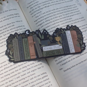 Funny Night Court Bookshelf Bookmark  | Bookish Aesthetic | A Court of Thorns and Roses | 2.5"x6.25" Die Cut | SJM