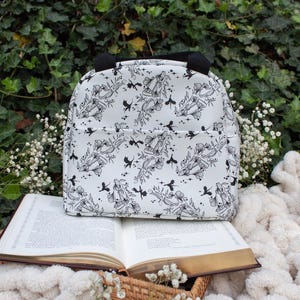 Ivory Swords Bookish Lunch Tote Bag For Fantasy and Romantasy Readers / Book Lovers