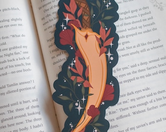 Fantasy Bookmark | Curved Gold Blade Die-Cut Bookmark for Fantasy or Romantasy and Book Lovers
