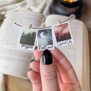 Pegatina impermeable para Kindle Maasiverse Wanderlust / ACOTAR / Crescent City / Trono de Cristal Merchandising literario