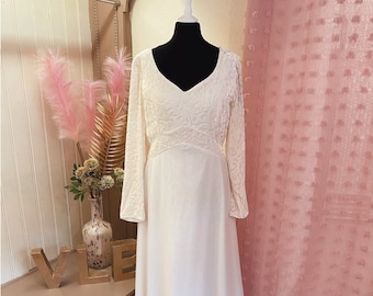 Velvet wedding Dress, ivory, Long sleeve wedding dress, Devore bodice chiffon skirt, Winter Wedding Dress with Train, UK 14, US 10