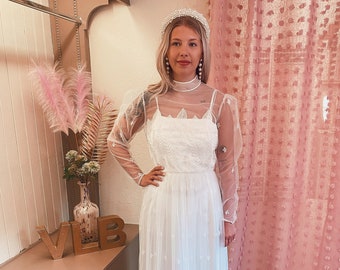 Vintage Embroidered Lace Wedding Dress, High Neck, Long Sleeved, UK 10