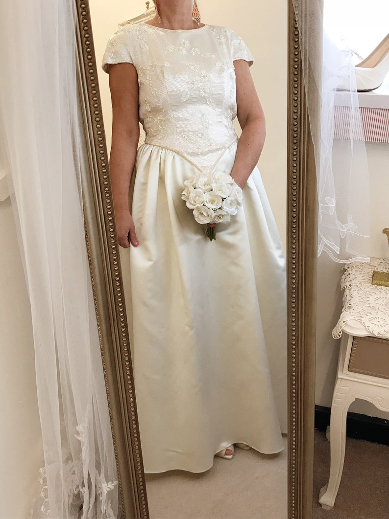 Vintage Wedding Gowns Uk