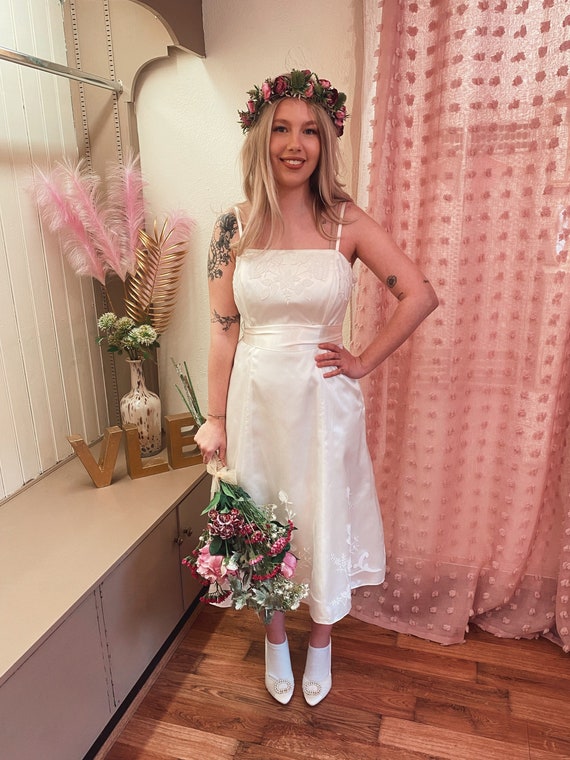 Tea Length Wedding Dress 1950s Style Wedding Dress 50s Simple