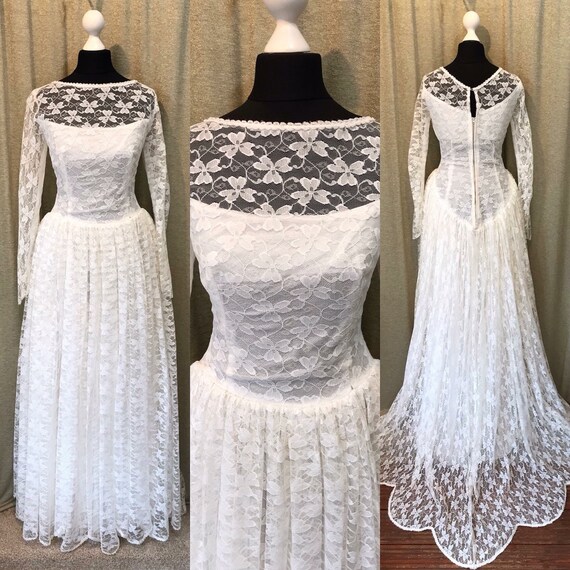 1950s lace wedding dress
