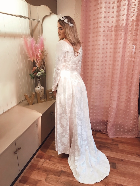 Vintage Wedding Dress 1950s Modest Dress Blush Pink With Long Sleeves Simple Fifties Brocade Wedding Dress Size UK 8 10. US 4 6 Etsy Canada
