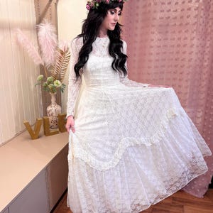 Vintage 1950s Wedding Dres, Lace Bridal Gown, Long Sleeve Ivory Wedding Dress, Boho Bride Dress, Cottagecore Wedding Gown